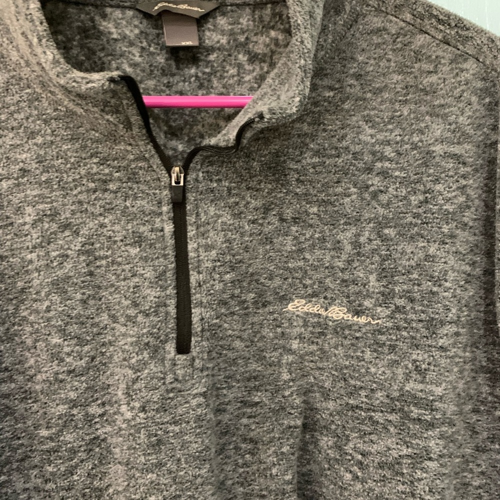 Eddie Bauer half zip. Med weigh pull over. 2xx.
